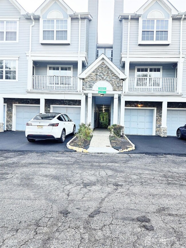 Primary Photo - 201 Prestwick Way