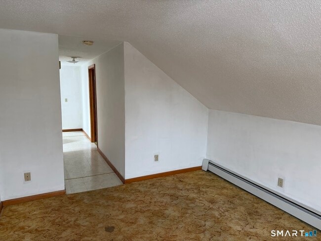 Building Photo - 183 Columbia St