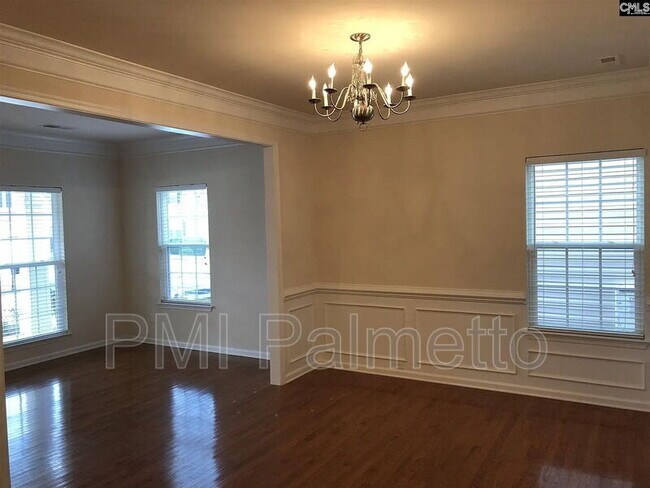 Building Photo - 108 Ashford Way