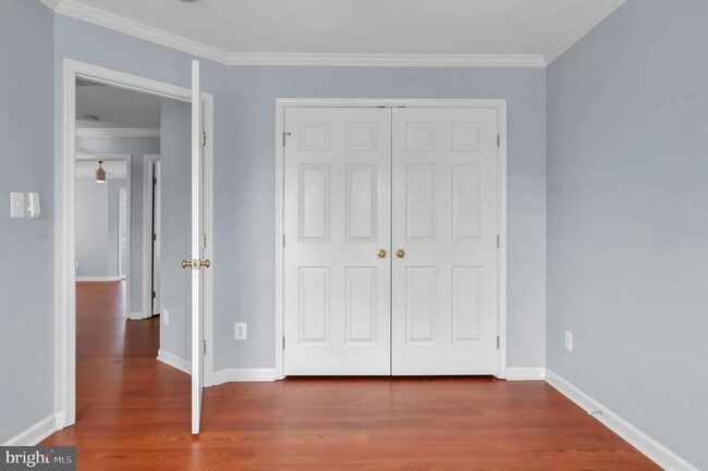 Building Photo - 2548 Port Potomac Ave