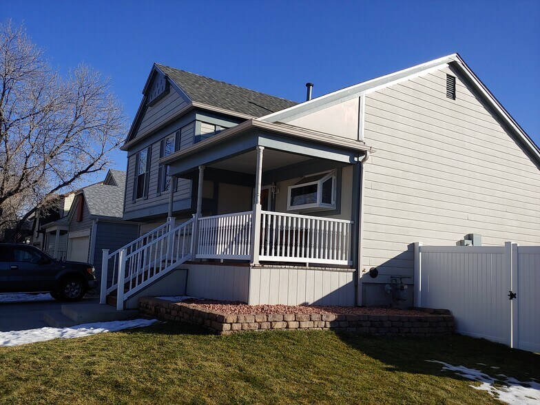 Building Photo - 5794 W 61st Plz