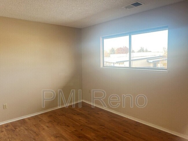 Building Photo - 2201 Kietzke Ln