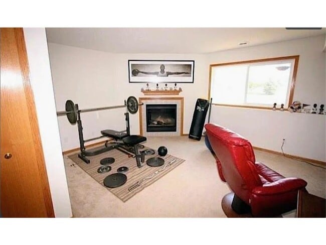 Building Photo - 15784 Flan Ct