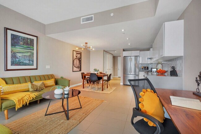 Building Photo - 90 NE 17th St