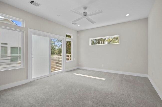 Building Photo - 861 Prosper St