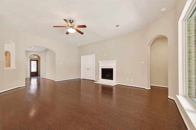 Building Photo - 111 Pheasant Run Dr