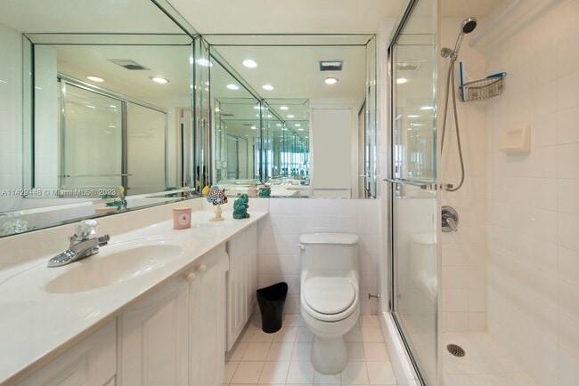 Building Photo - 4010 Galt Ocean Dr