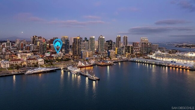 Building Photo - 1431 Pacific Hwy