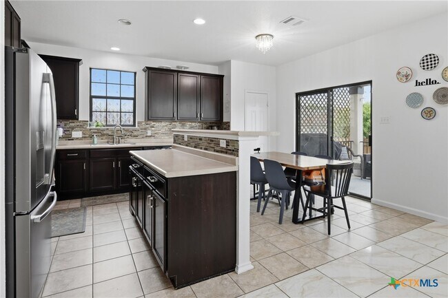 Building Photo - 1083 Tumbleweed Trail