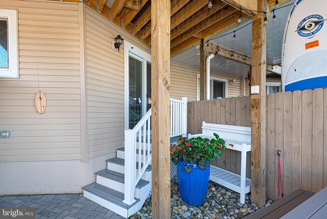 Building Photo - 148 Captains Quarters Rd