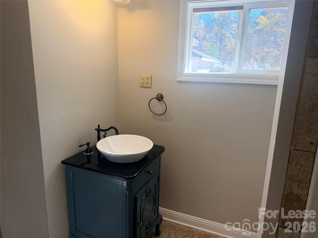 Building Photo - 5226 Indian Trail Fairview Rd