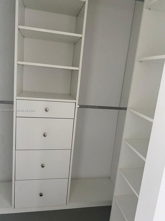 Building Photo - 5252 NW 85th Ave