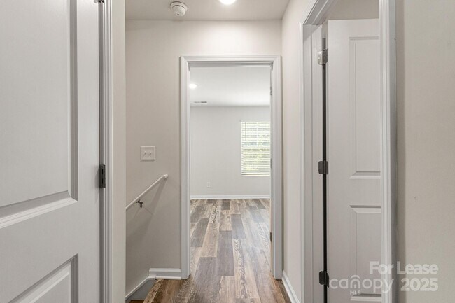 Building Photo - 117 Dogwood Vlg Trl