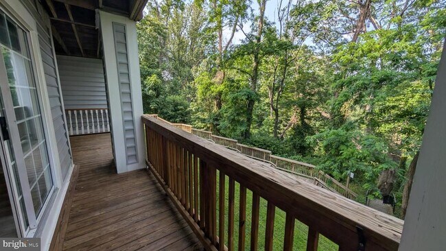 Building Photo - 332 Overlook Dr