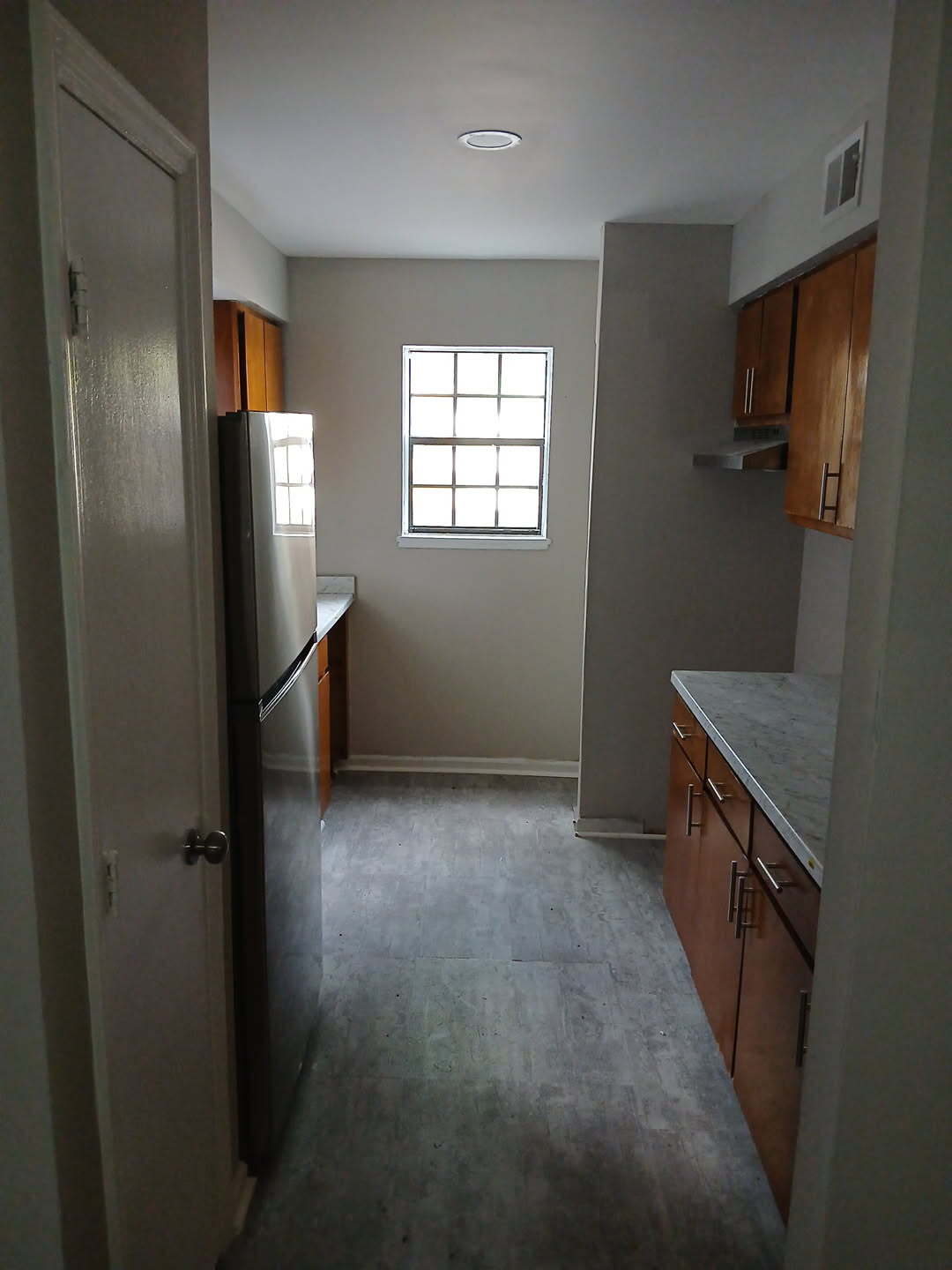 Building Photo - 203 Clarendon St