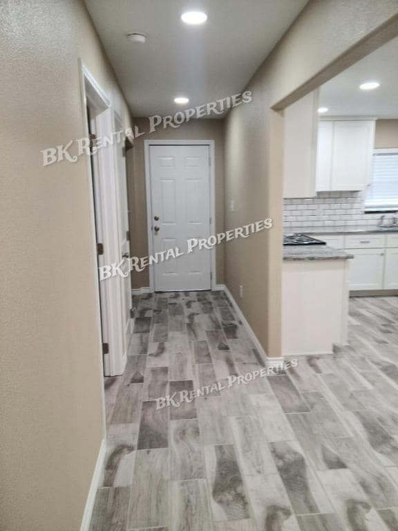 Building Photo - 1108 N 3rd St