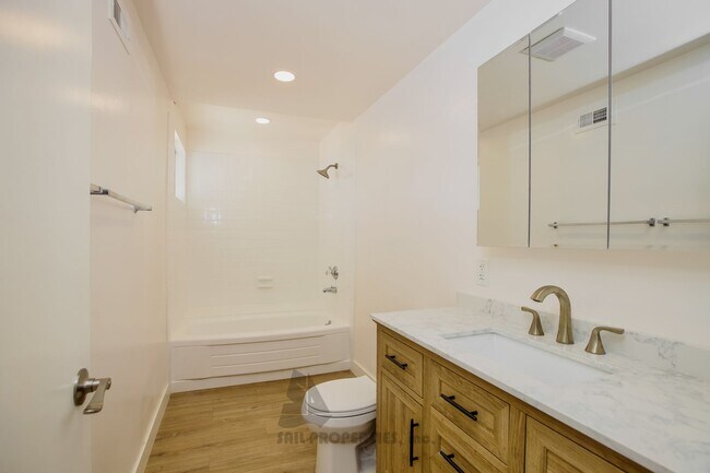 Building Photo - Newly remodeled 5-bedroom, 2.5-bath home in Cypress