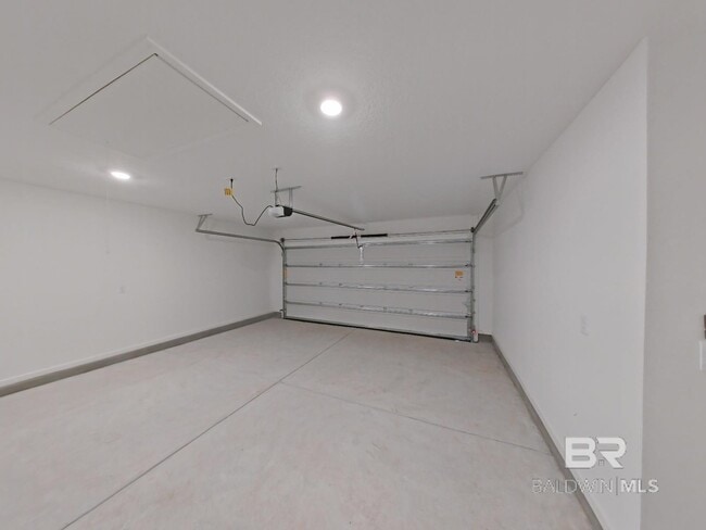 Building Photo - 8808 Summer Bay Ln