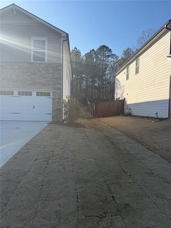 Building Photo - 189 Vly Oak Dr