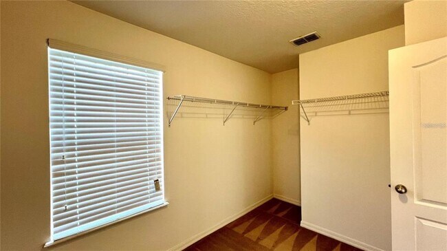 Building Photo - 3721 Maidencain St