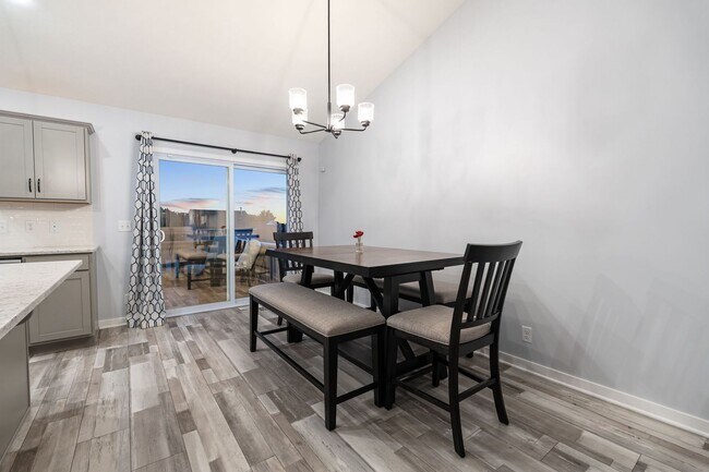 Building Photo - 3 bed, 2 bath home built in 2023