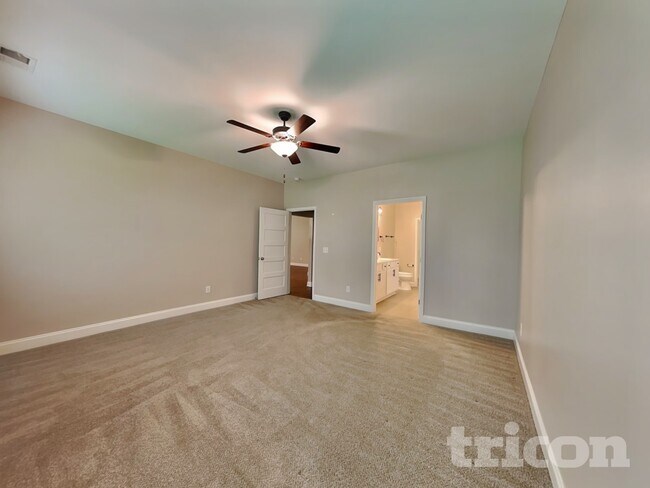 Building Photo - 265 Bexley Way