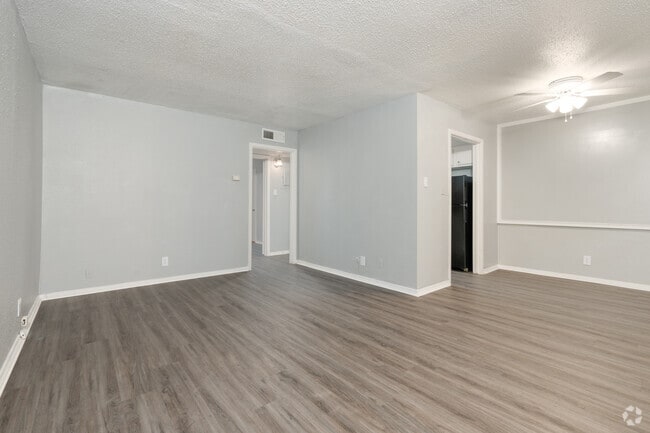 1BR, 1BA - 750SF | A1 - Whisperwind Apartments