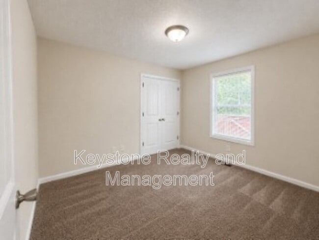 Building Photo - 1236 Verkler Dr