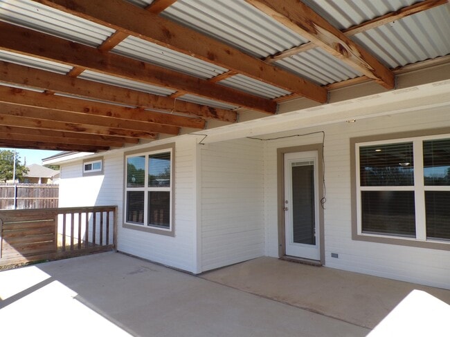 Building Photo - 112 Rylee Rd
