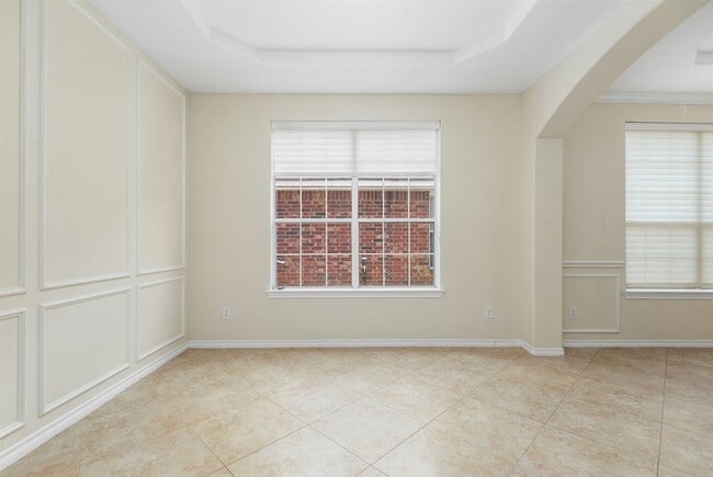 Building Photo - 5719 Indigo Trails Dr