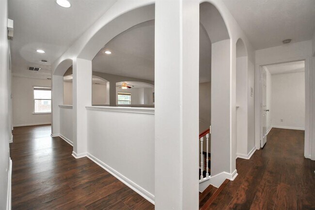 Building Photo - 8522 Chancellorsville Ln