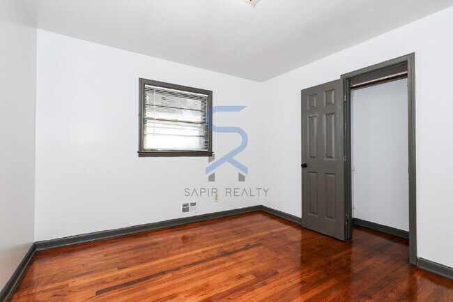 Building Photo - 1678 Bagpipe Pl