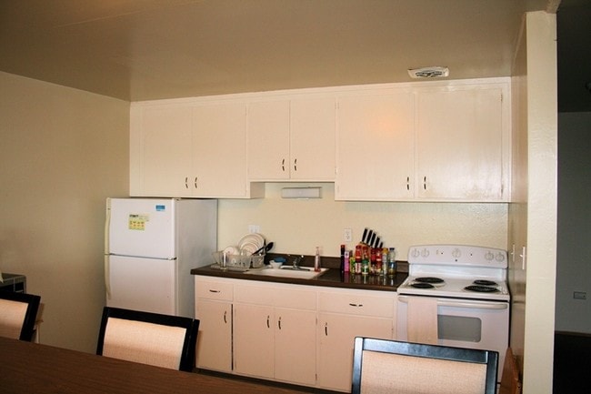 Kitchen - 50 Frey Pl