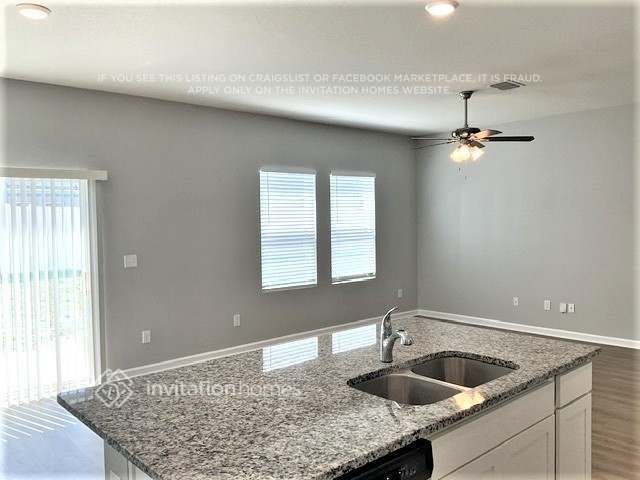 Building Photo - 2297 Litchfield Lp