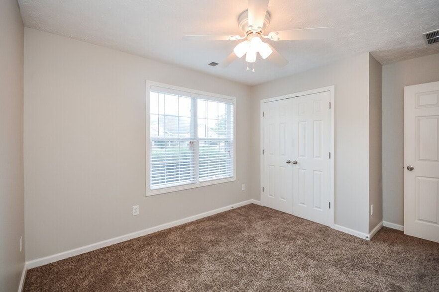 Building Photo - 1804 Cabana Chase