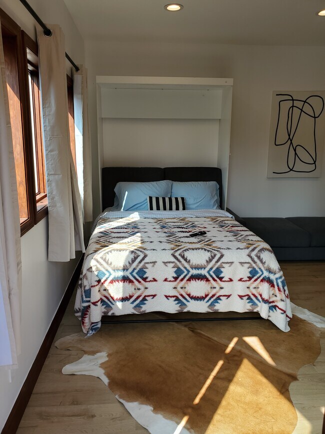 Building Photo - 3665 Wasatch Ave