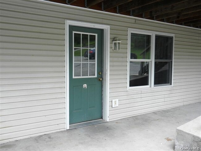 Building Photo - 176 Myrtle Ave