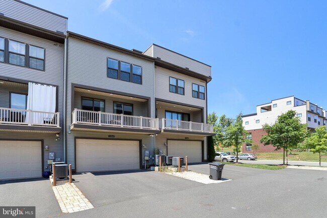 Building Photo - 22262 Philanthropic Dr