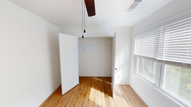 Building Photo - Creekside Unit With Flex Room- Villages at Bear Creek in Columbia, TN