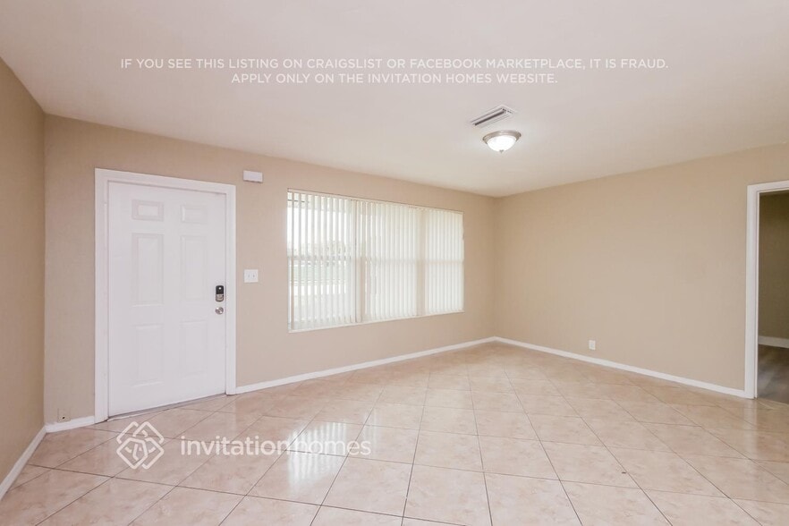 Building Photo - 1141 N 66 Terrace