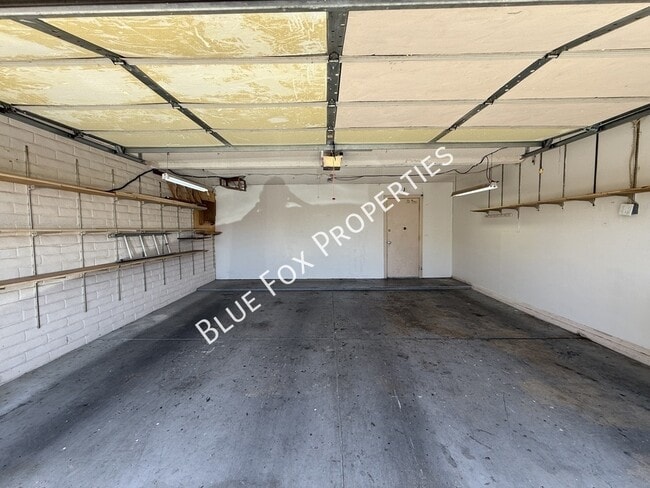 Building Photo - 4635 E Camino Rosa