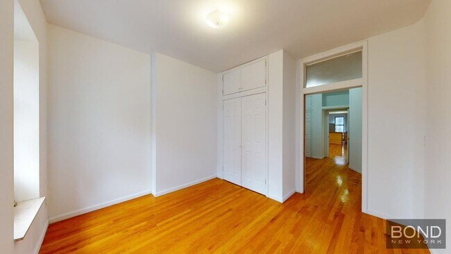 Building Photo - 1460 Second Avenue