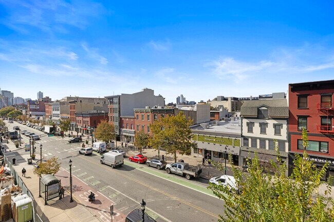 Building Photo - 313 Washington St