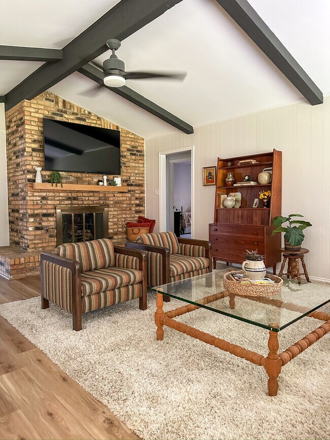 Building Photo - 206 Turpin Dr