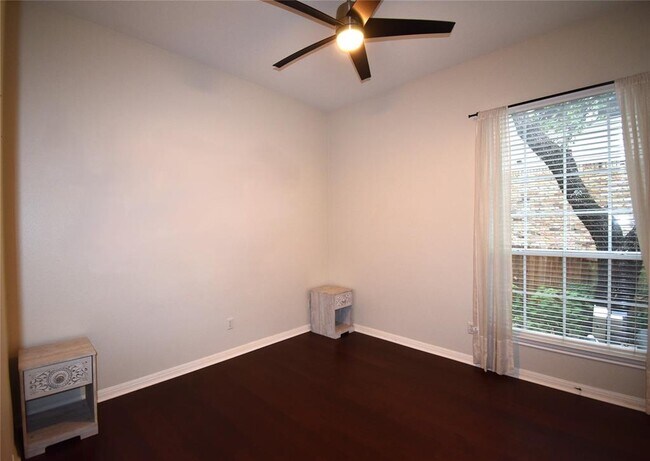 Building Photo - 9556 Indigo Brush Dr