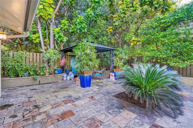 Building Photo - 15830 SW 139th Ave