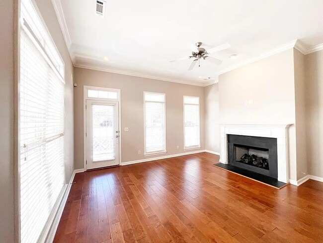 Building Photo - 107 Olde Towne Dr