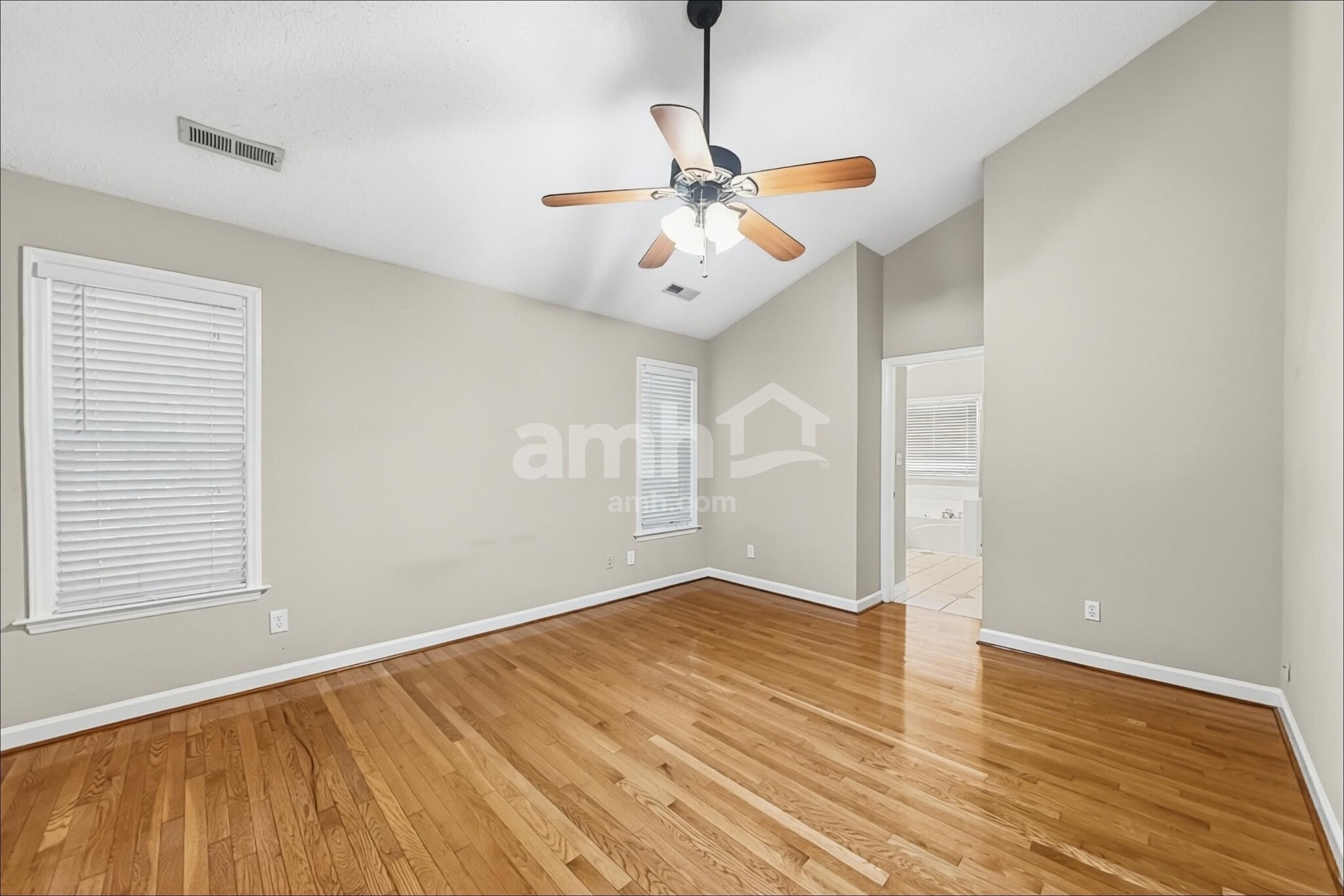 Building Photo - 3520 Huntingridge Dr