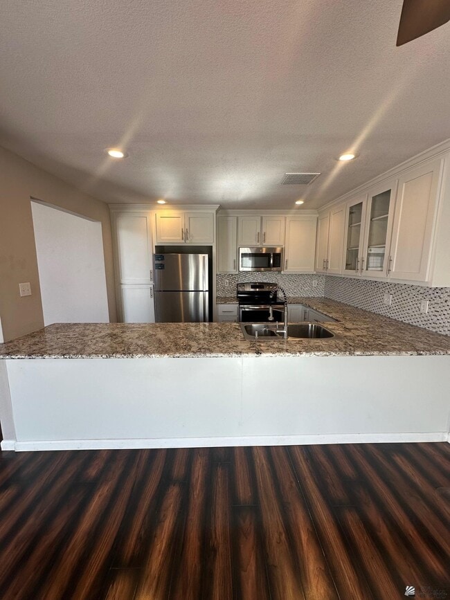 Building Photo - 10485 S Del Valle