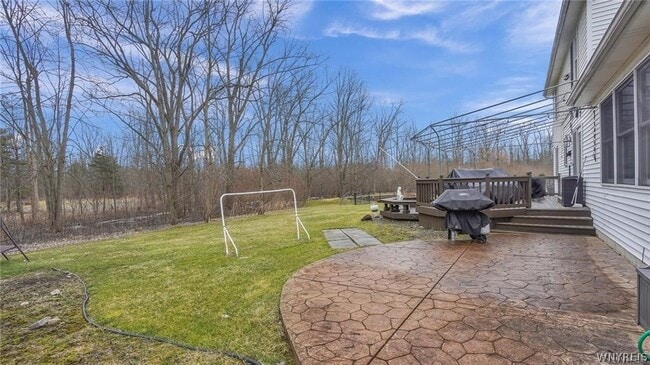 Building Photo - 83 Huntingwood Dr